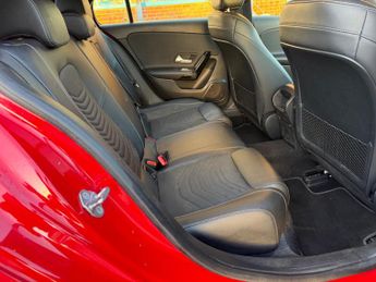 Mercedes-Benz A Class 1.5 A180d SE 7G-DCT Euro 6 (s/s) 5dr