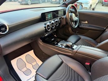 Mercedes-Benz A Class 1.5 A180d SE 7G-DCT Euro 6 (s/s) 5dr
