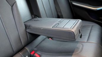 BMW 3 Series 2.0 318d SE Auto Euro 6 (s/s) 4dr
