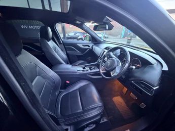 Jaguar F-PACE 2.0 D180 R-Sport Auto AWD Euro 6 (s/s) 5dr