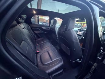 Jaguar F-PACE 2.0 D180 R-Sport Auto AWD Euro 6 (s/s) 5dr