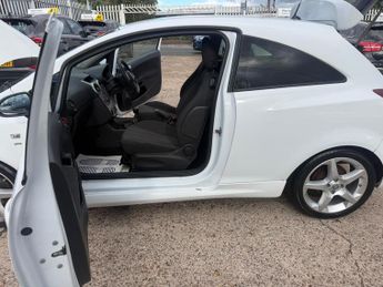 Vauxhall Corsa 1.4i 16v SRi 3dr (a/c)