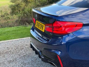 BMW 5 SERIES 3.0 530d M Sport Saloon 4dr Diesel Auto Euro 6 (s/s) (265 ps) M 