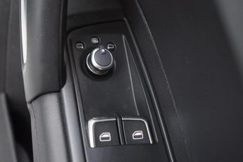 Audi A1 1.4 TFSI S line S Tronic Euro 6 (s/s) 3dr (Nav)