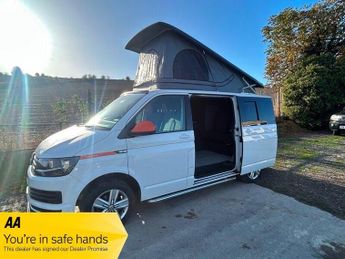 Volkswagen Transporter 2.0 TDI   professional Camper Conversion