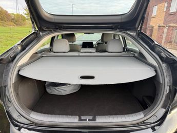 Hyundai IONIQ 38.3kWh Premium Auto 5dr