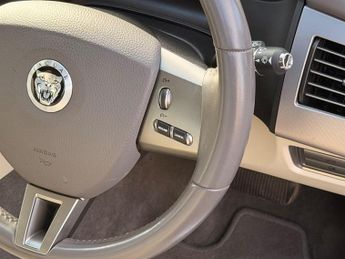 Jaguar XF 3.0d S V6 Premium Luxury Auto Euro 5 4dr