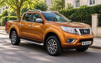 Nissan Navara 2.3 dCi Tekna 4WD Euro 6 (s/s) 4dr