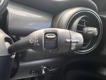 MINI Hatch 1.5 Cooper Classic Steptronic Euro 6 (s/s) 5dr