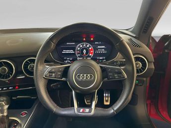 Audi TT 2.0 TFSI 40 Black Edition Coupe 3dr Petrol S Tronic Euro 6 (s/s)