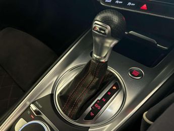 Audi TT 2.0 TFSI 40 Black Edition Coupe 3dr Petrol S Tronic Euro 6 (s/s)