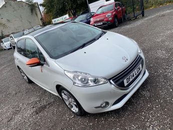 Peugeot 208 1.6 e-HDi Roland Garros Euro 5 (s/s) 5dr