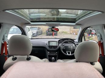 Peugeot 208 1.6 e-HDi Roland Garros Euro 5 (s/s) 5dr