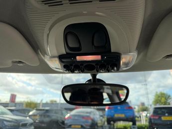 MINI Hatch 1.5 Cooper D Auto Euro 6 (s/s) 3dr