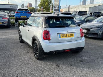 MINI Hatch 1.5 Cooper D Auto Euro 6 (s/s) 3dr