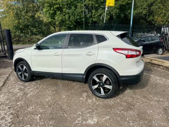 Nissan Qashqai 1.2 DIG-T n-tec 2WD Euro 6 (s/s) 5dr