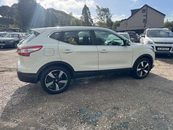 Nissan Qashqai 1.2 DIG-T n-tec 2WD Euro 6 (s/s) 5dr