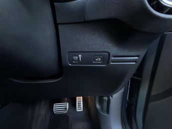 Volvo Xc40 + RECHARGE TWIN EV AWD