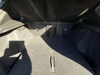 Volvo Xc40 + RECHARGE TWIN EV AWD