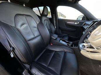 Volvo Xc40 + RECHARGE TWIN EV AWD