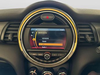 MINI Convertible 1.5 Cooper Sport Convertible 2dr Petrol Manual Euro 6 (s/s) (136