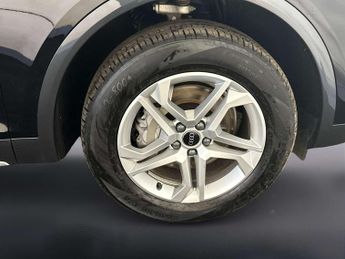 Audi Q5 2.0 TDI 40 Sport SUV 5dr Diesel S Tronic quattro Euro 6 (s/s) (2