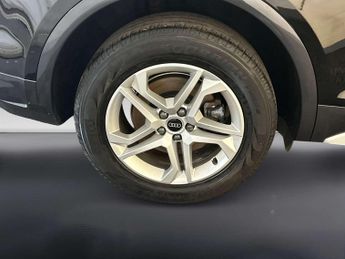 Audi Q5 2.0 TDI 40 Sport SUV 5dr Diesel S Tronic quattro Euro 6 (s/s) (2