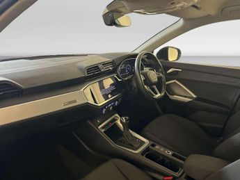 Audi Q3 1.4 TFSIe 45 Technik SUV 5dr Petrol Plug-in Hybrid S Tronic Euro