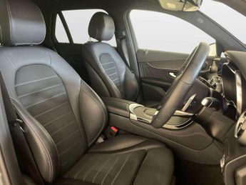 Mercedes-Benz GLC 2.0 GLC220d AMG Line SUV 5dr Diesel G-Tronic+ 4MATIC Euro 6 (s/s