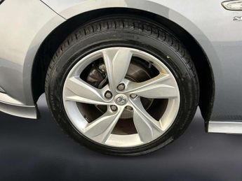 Vauxhall Insignia 1.5i Turbo GPF SRi VX Line Nav Grand Sport 5dr Petrol Manual Eur