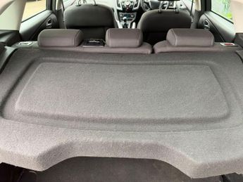 FORD FOCUS 1.6 Titanium Hatchback 5dr Petrol Manual Euro 5 (125 ps) *GREAT 