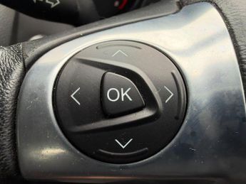 FORD FOCUS 1.6 Titanium Hatchback 5dr Petrol Manual Euro 5 (125 ps) *GREAT 