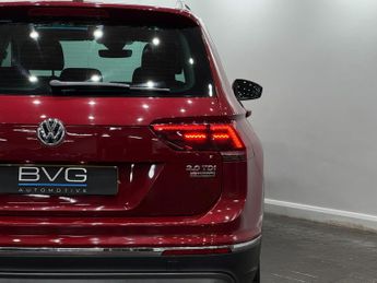 Volkswagen Tiguan 2.0 TDI BlueMotion Tech SEL DSG 4Motion Euro 6 (s/s) 5dr