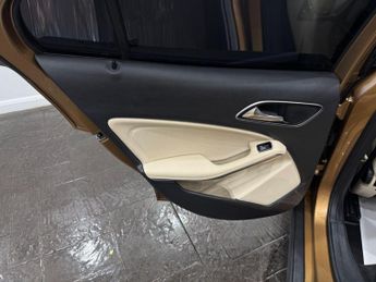 Mercedes-Benz GLA 2.1 GLA200d SE 7G-DCT Euro 6 (s/s) 5dr