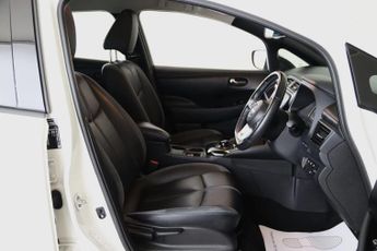 Nissan Leaf 39kWh Tekna Auto 5dr