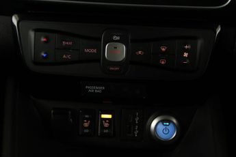 Nissan Leaf 39kWh Tekna Auto 5dr