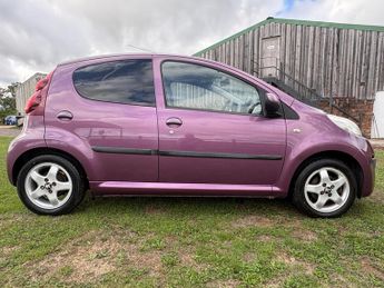 Peugeot 107 1.0 12V Allure Euro 5 5dr