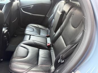 Volvo V40 2.0 D3 Inscription Edition Auto Euro 6 (s/s) 5dr