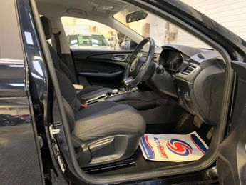 MG MG5 52.5kWh Excite Auto 5dr