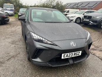 MG MG4 51kWh SE Auto 5dr
