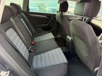 Volkswagen Passat 2.0 TDI BlueMotion Tech Sport DSG Euro 5 (s/s) 5dr