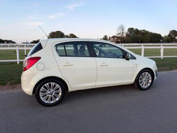 Vauxhall Corsa 1.4 16V SE Auto Euro 5 5dr