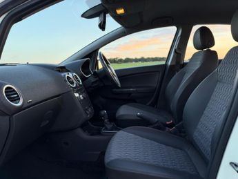 Vauxhall Corsa 1.4 16V SE Auto Euro 5 5dr