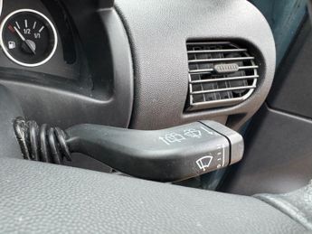 Vauxhall Corsa 1.4i 16v Design 5dr (a/c)