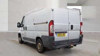 Peugeot Boxer 2.2 HDi 330 L1 H1 4dr