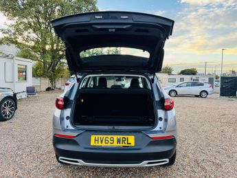 Vauxhall Grandland X 1.5 Turbo D Sport Nav Auto Euro 6 (s/s) 5dr