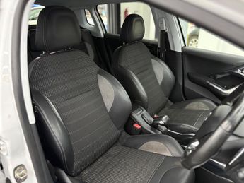 Peugeot 2008 1.6 e-HDi Allure EGC Euro 5 (s/s) 5dr