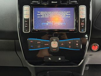 Nissan Leaf 24kWh Acenta Auto 5dr