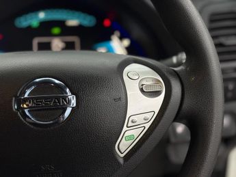 Nissan Leaf 24kWh Acenta Auto 5dr