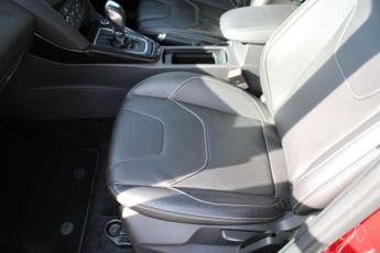 Ford Focus 1.0T EcoBoost Titanium X Auto Euro 6 (s/s) 5dr